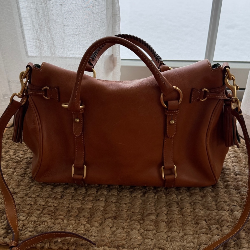 Dooney & Bourke Florentine Natural Medium Satchel. - Picture 7 of 8